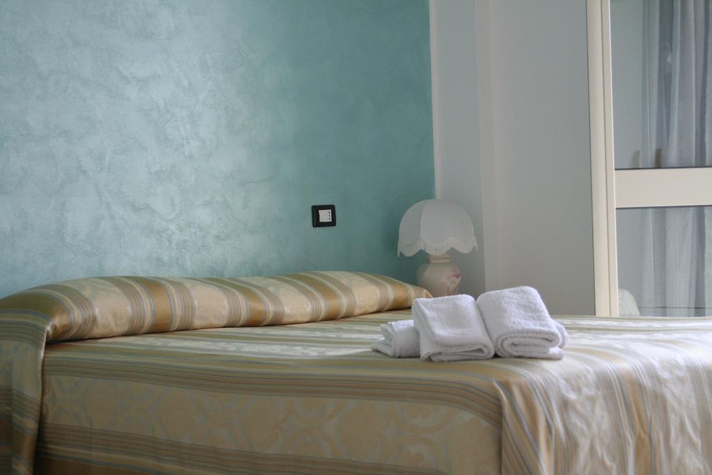 Bed And Breakfast Cirelli Scalea Pokój zdjęcie