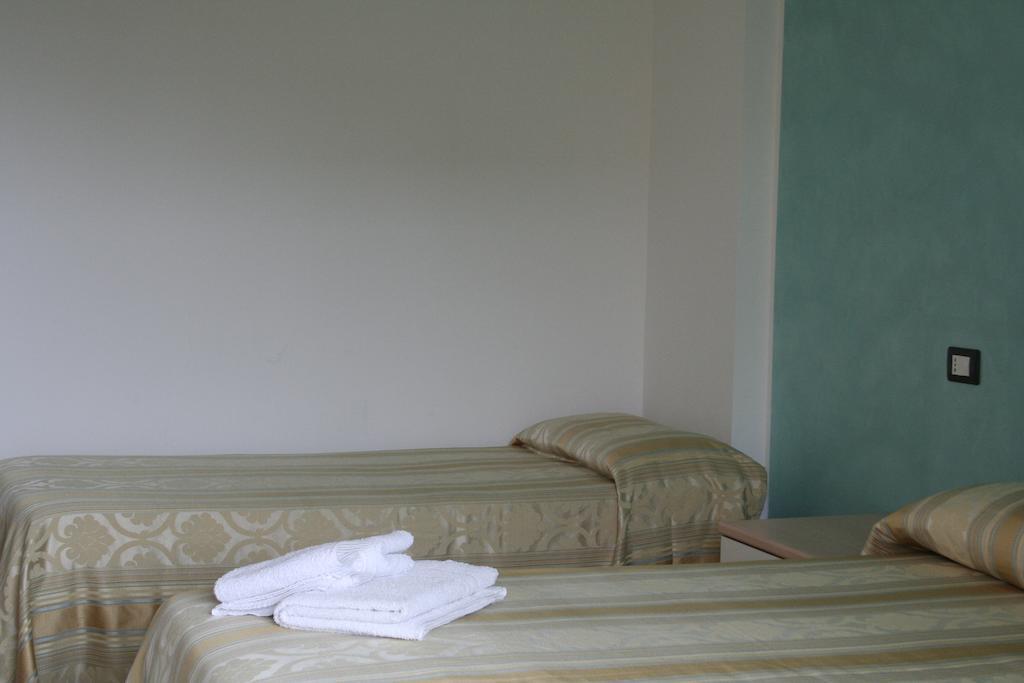 Bed And Breakfast Cirelli Scalea Pokój zdjęcie